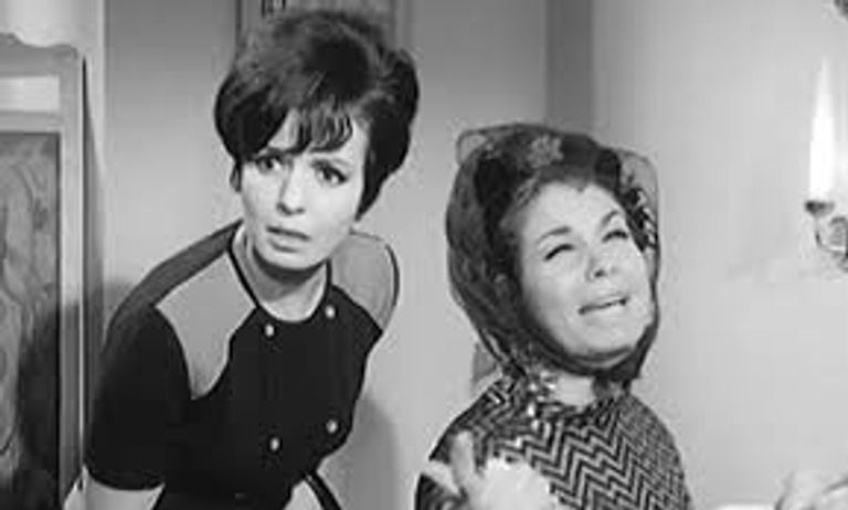 الفنانة خيرية أحمد