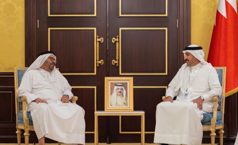 جانب من جلسات حوار المنامة