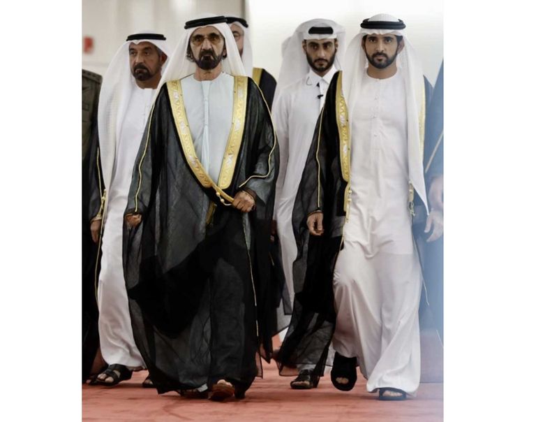 الشيخ محمد بن راشد لدى وصوله الدوحة