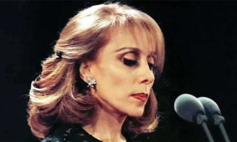 الفنانة اللبنانية فيروز