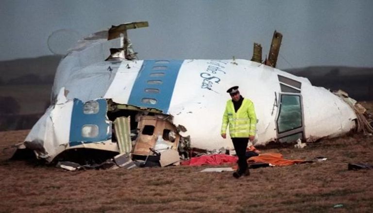 حطام الطائرة التي سقطت فوق قرية لوكربي بأسكتلندا عام 1988