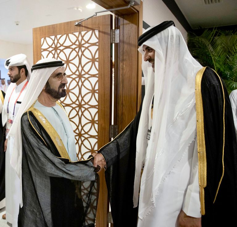 الشيخ محمد بن راشد لدى وصوله الدوحة