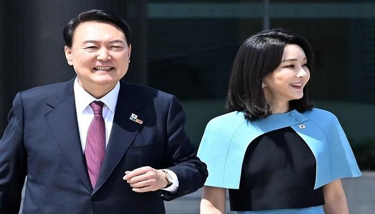رئيس كوريا الجنوبية وزوجته كيم كيون