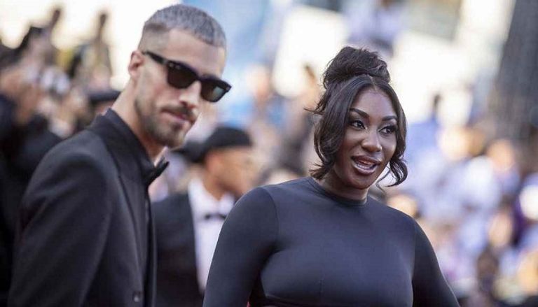 آية ناكامورا وشريكها السابق