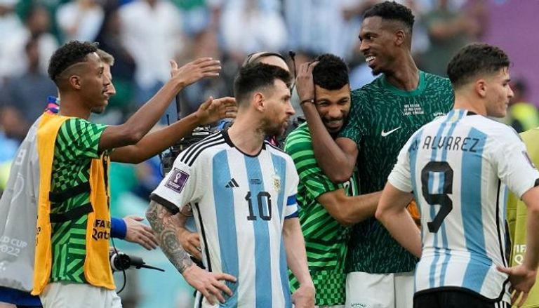 ميسي قائد الأرجنتين ضد السعودية في كأس العالم 2022