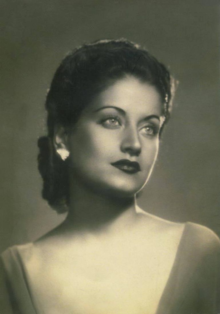 النجمة الراحلة أسمهان