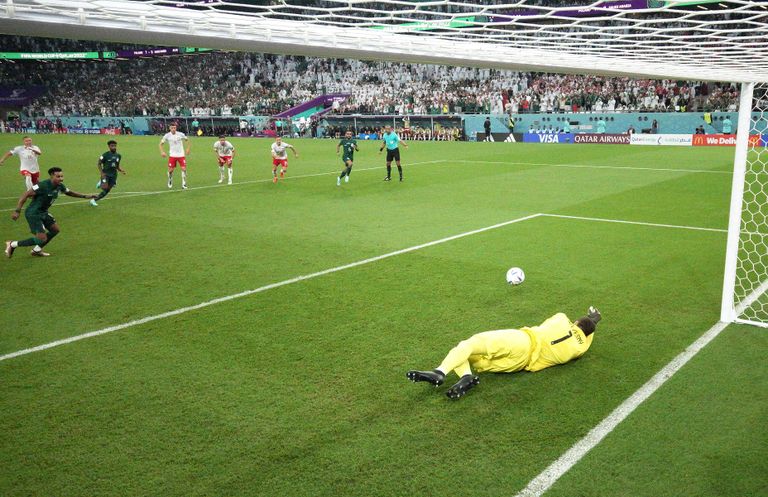 بولندا ضد السعودية