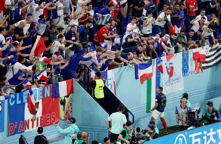 مبابي مع فرنسا