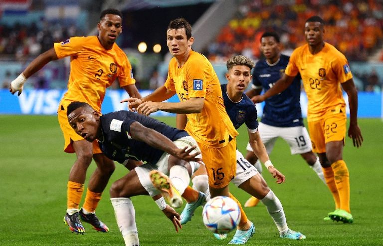 هولندا والإكوادور إنجلترا ضد أمريكا