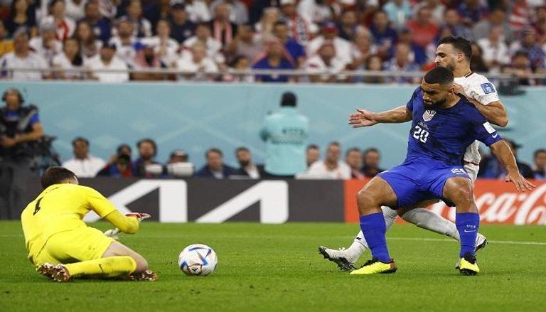المنتخب الأمريكي ضد إيران