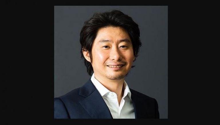 تاكيشي هاكامادا المؤسس والرئيس التنفيذي لشركة 