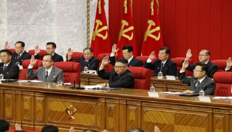 اجتماع سابق لحزب العمال الحاكم في كوريا الشمالية