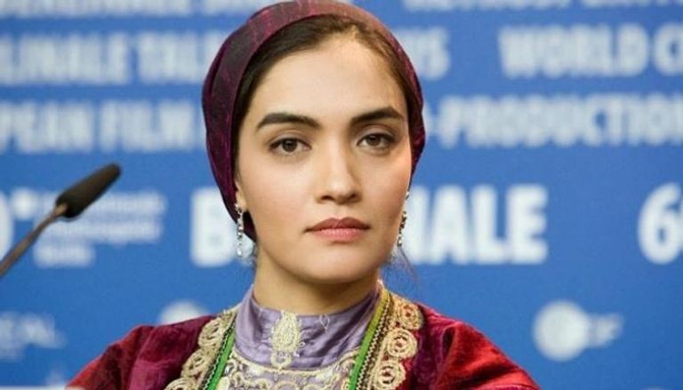 الممثلة الإيرانية البارزة ميترا حجار 