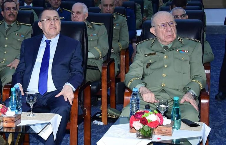 الفريق أول السعيد شنقريحة رئيس الأركان الجزائري خلال افتتاح الملتقى رئيس الأركان الجزائري الفريق أول السعيد شنقريحة