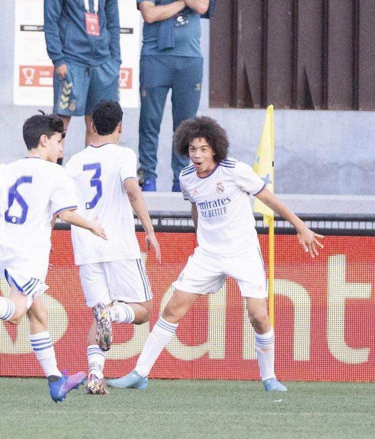 نجل مارسيلو يوقع أول عقد مع ريال مدريد