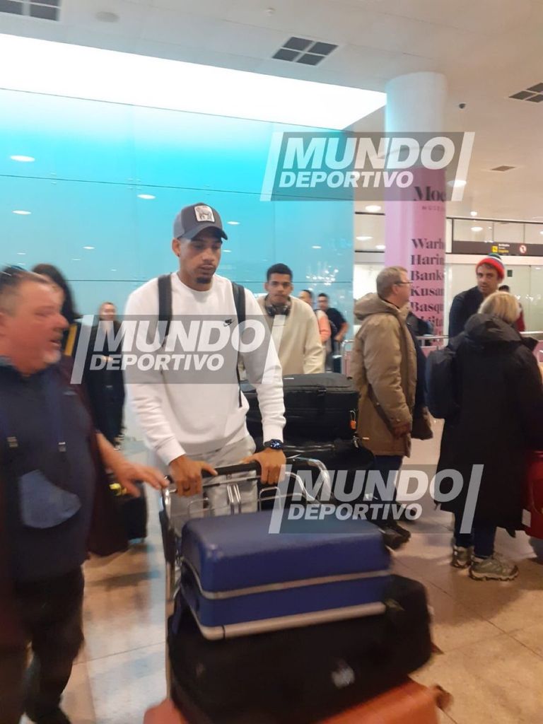 رونالدو أراوخو متجر برشلونة في العاصمة مدريد