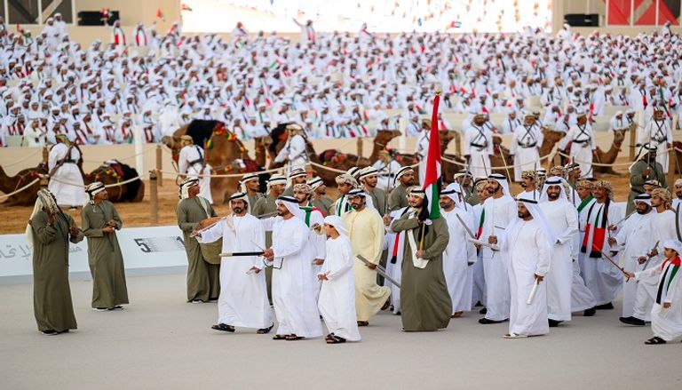 الشيخ محمد بن زايد آل نهيان خلال مشاركته في مسيرة الاتحاد