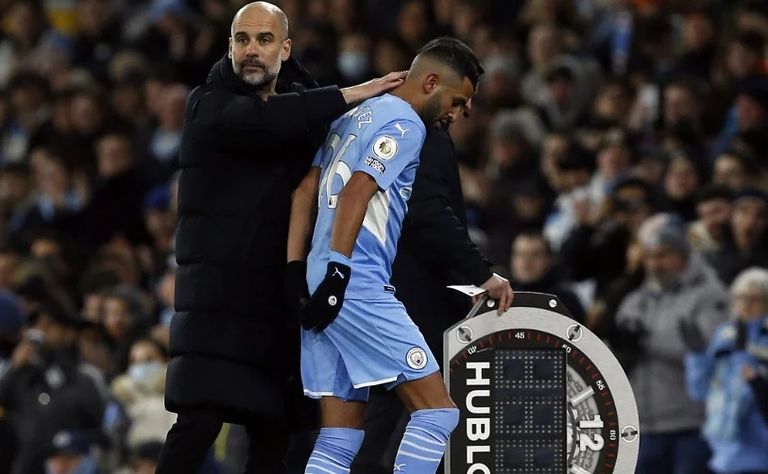 رياض محرز بقميص مانشستر سيتي رياض محرز نجم مانشستر سيتي