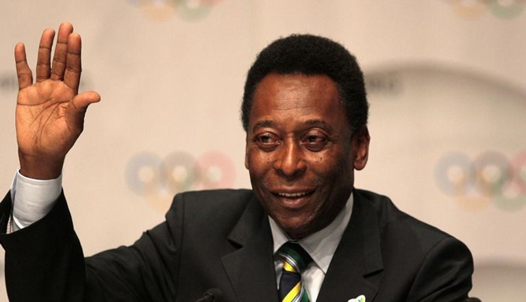 بيليه أسطورة كرة القدم البرازيلية