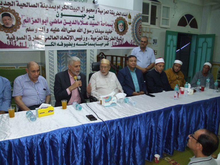 فرقة إنشاد ديني في أحد الموالد - أرشيفية