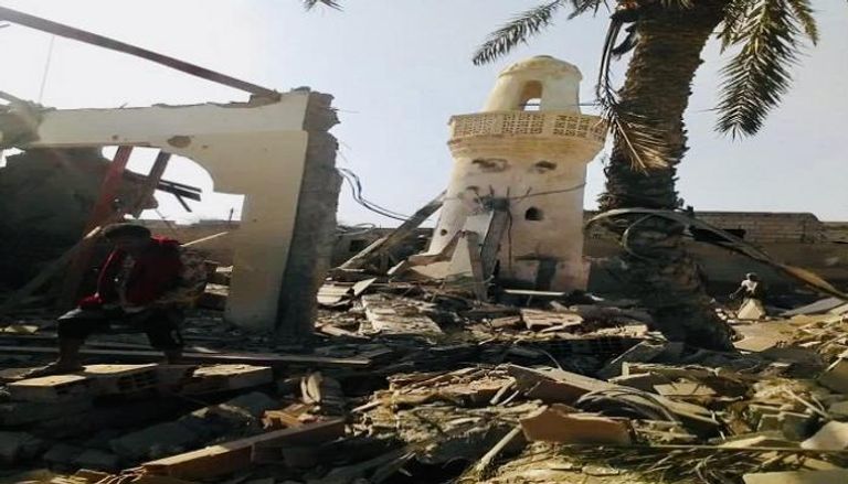 أحد المساجد التي قصفتها مليشيات الحوثي في الحديدة