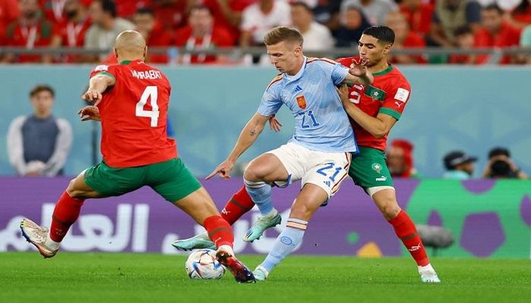 منتخب المغرب يصنع التاريخ ويتأهل لربع نهائي كأس العالم 2022 بفوزه على إسبانيا بركلات الترجيح بنتيجة 3-1 عقب نهاية اللقاء بالتعادل السلبي