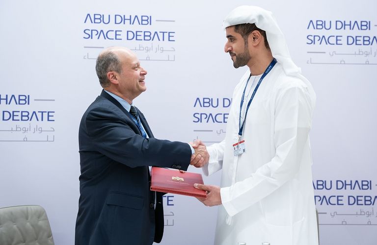 توقيع ميثاق “مرصد الفضاء من أجل المناخ” في حوار أبوظبي للفضاء