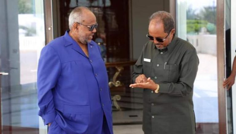 جانب من لقاء رئيس الصومال حسن شيخ محمود ونظيره الجيبوتي إسماعيل جيله