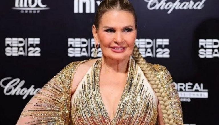 الفنانة يسرا في مهرجان القاهرة السينمائي في دورته الـ44 حسين فهمي وخالد يوسف في مهرجان القاهرة السينمائي في دورته الـ44