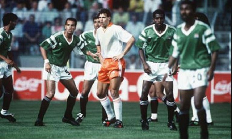 مصر وهولندا في مونديال 1990