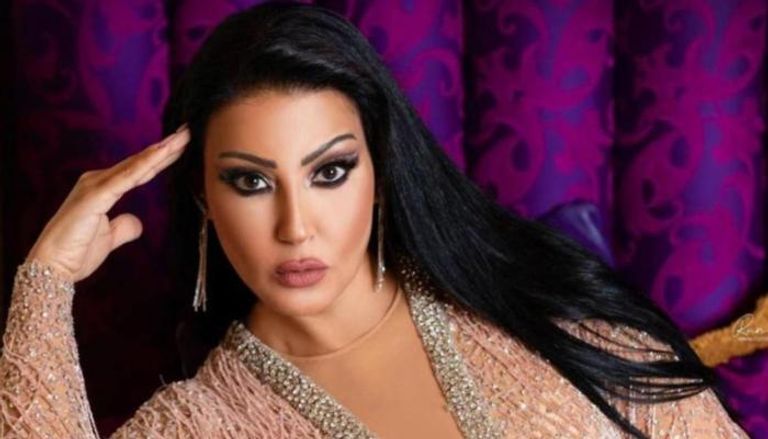 الفنانة سمية الخشاب