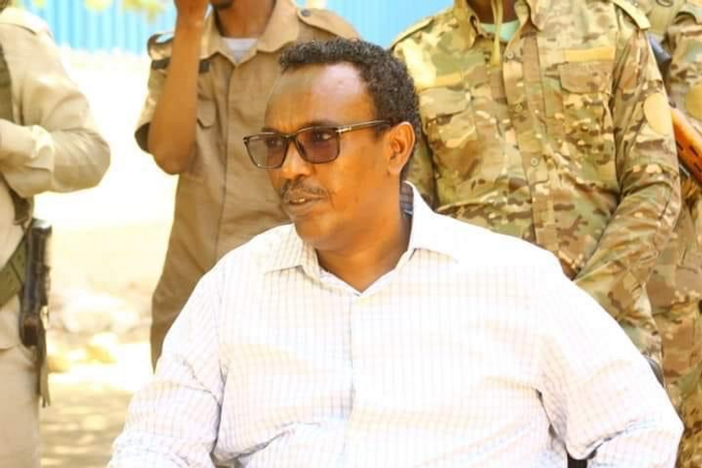 جندي صومالي بموقع تفجير في مقديشو - أرشيفية