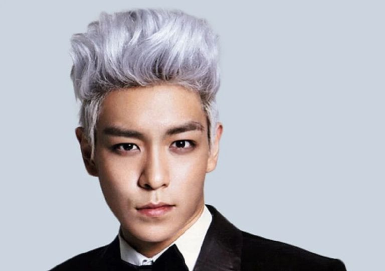 الملياردير الياباني يوساكو مايزاوا