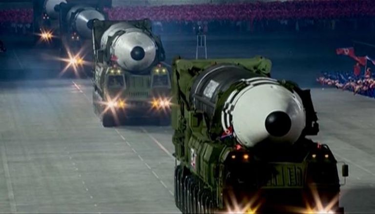 كوريا الشمالية تستعرض عضلاتها بالتجارب الصاروخية