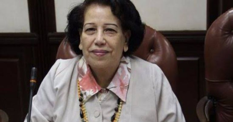 النجمة المصرية يسرا