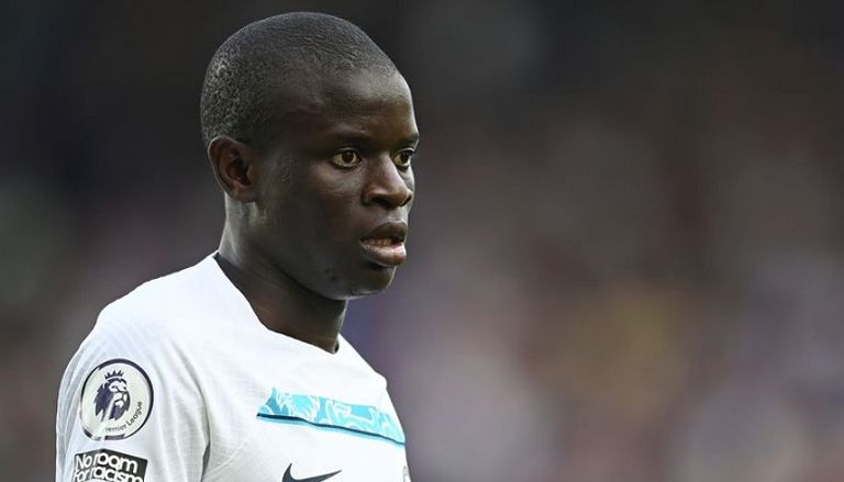 نجولو كانتي لاعب وسط تشيلسي ريال مدريد ضد برشلونة