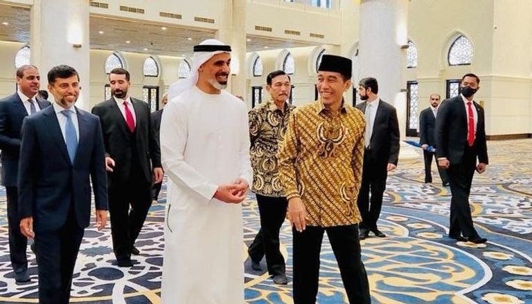 الشيخ خالد بن محمد بن زايد آل نهيان مع رئيس إندونيسيا