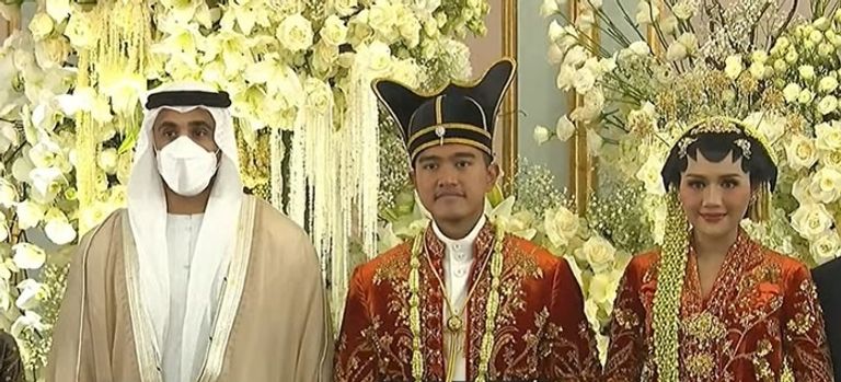 الشيخ خالد بن محمد بن زايد آل نهيان مع رئيس إندونيسيا