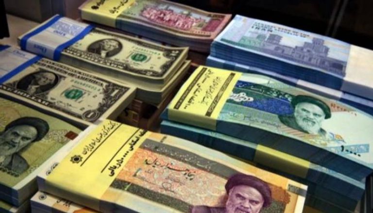 تدهور العملة الإيرانية أمام الدولار