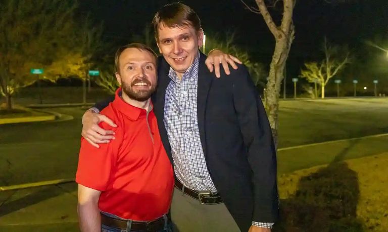 لي كلارك بعد خروجه من السجن