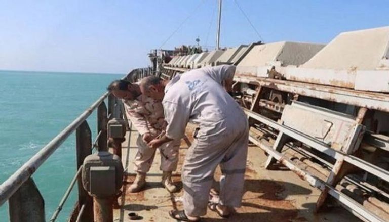 إحدى السفن التي تتهم إيران طاقمها بتهريب الوقود- أرشيفية