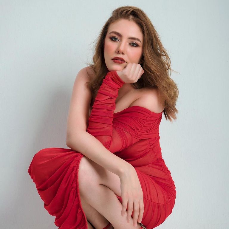 الفنانة المصرية رحمة حسن