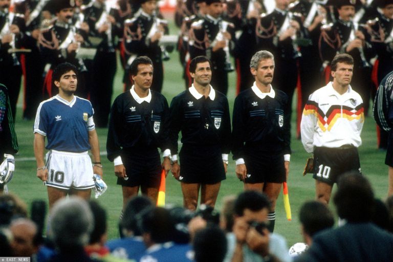 ميتشال ليستكيويتش يجاور لوثار ماتيوس - نهائي كأس العالم 1990