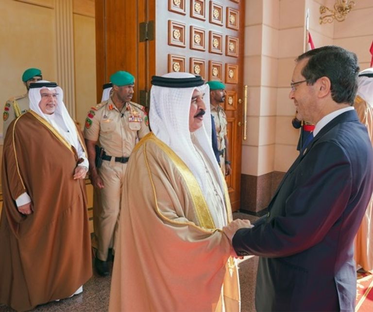 علما الإمارات والبحرين