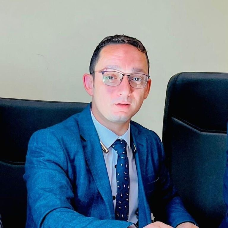 المستشار أحمد عبد الرحمن الصادق رئيس محكمة القاهرة الجديدة الأسبق صورة تعبيرية