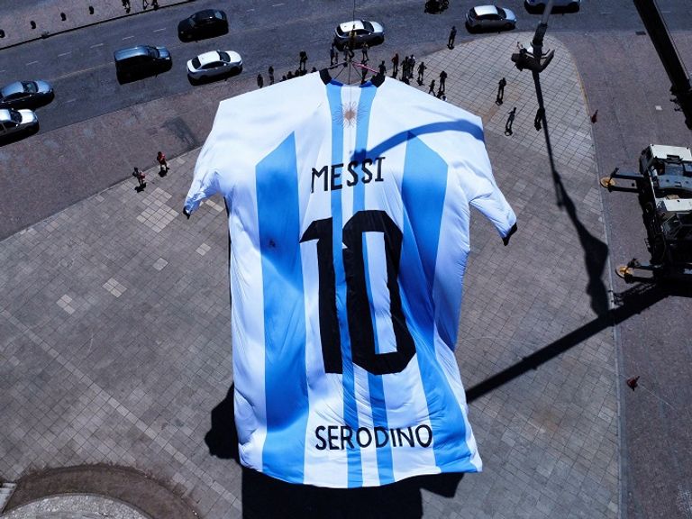 138 102450 world cup messi hometown rosario 2