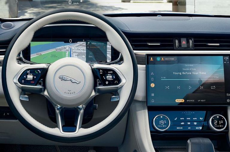 سيارة جاجوار الجديدة