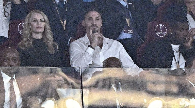 إبراهيموفيتش بعد خسارة فرنسا ليونيل ميسي وزلاتان إبراهيموفيتش