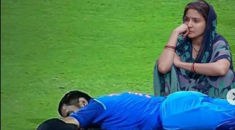 ميسي يرفع كأس العالم