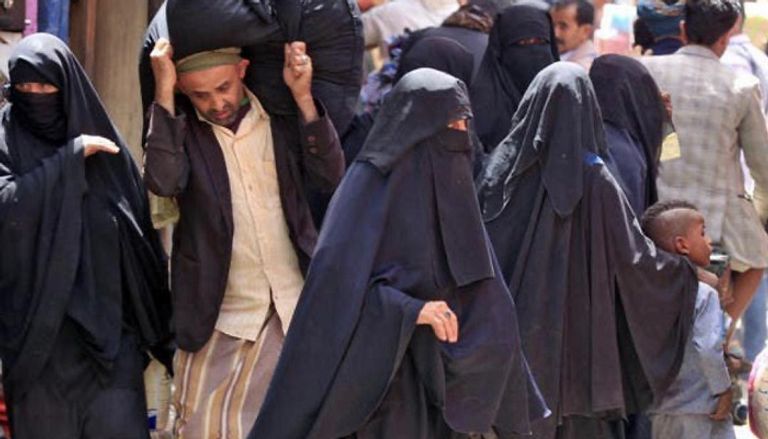ميليشيا الحوثي تحد من حرية النساء- أرشيفية
